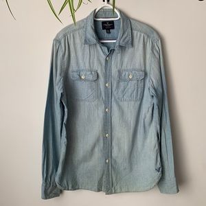 American Eagle Classic Fit Button Up